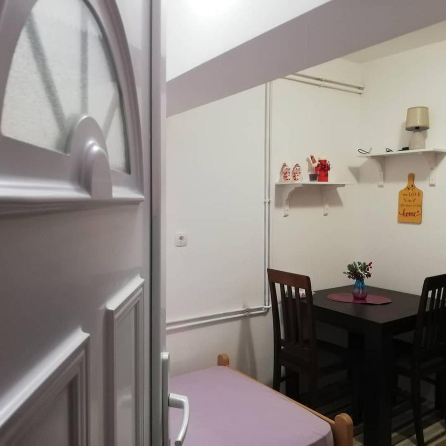 Studio Apartman Small Lili Popovaca Buitenkant foto